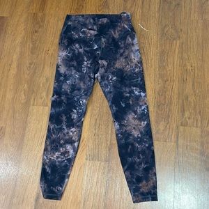 Lulu lemon align diamond dye